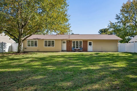 Tiny photo for 1153 Ridgedale Drive E, Worthington, OH 43085 (MLS # 226040040)