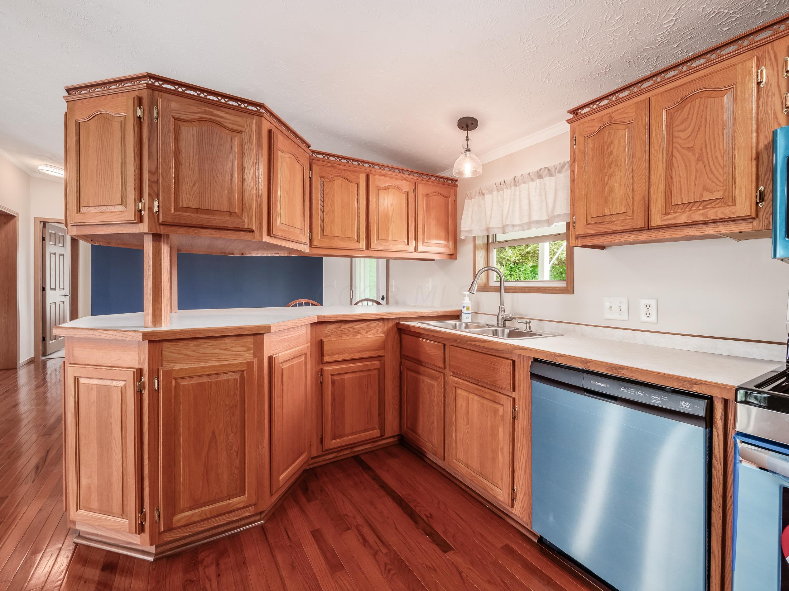 3020 Jacks Fairway, Nashport, Ohio image 7