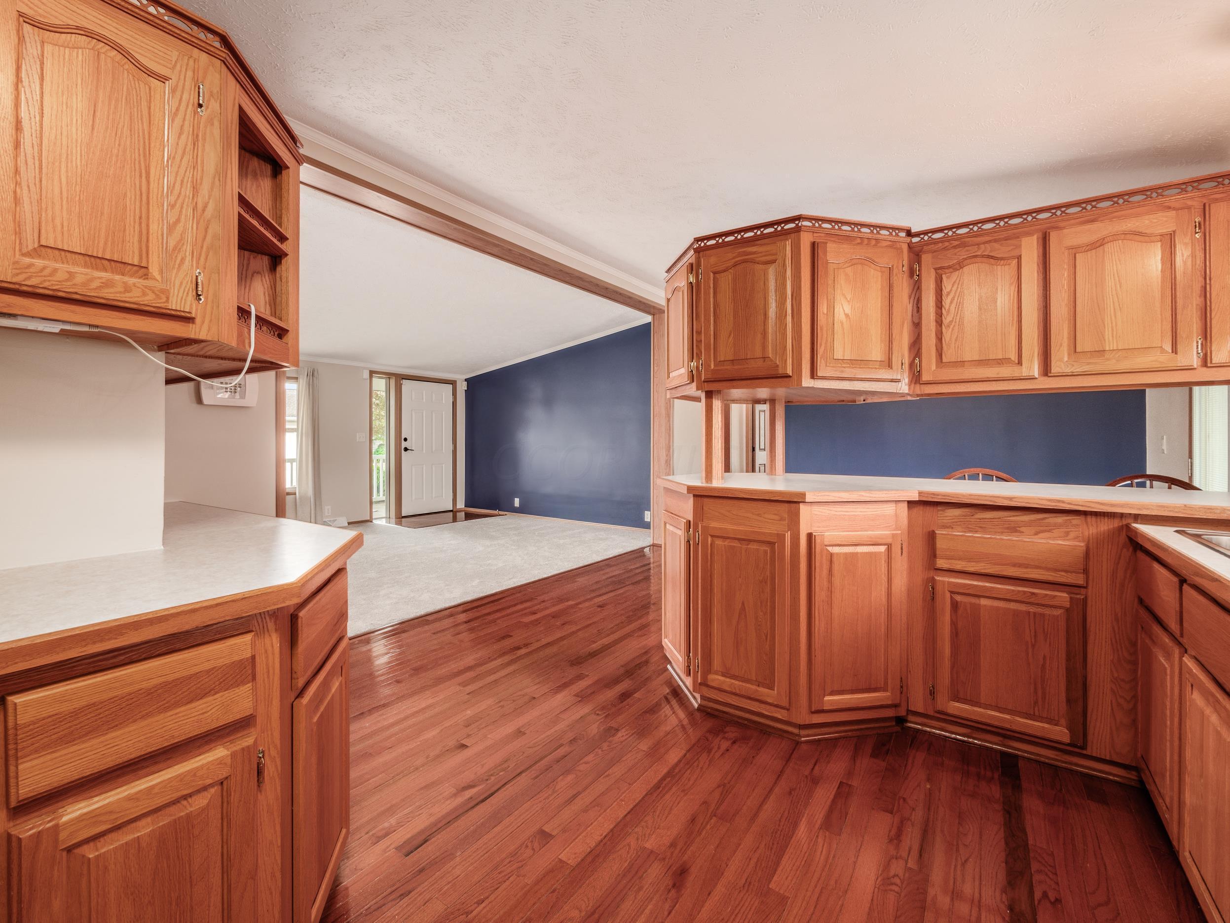 3020 Jacks Fairway, Nashport, Ohio image 8