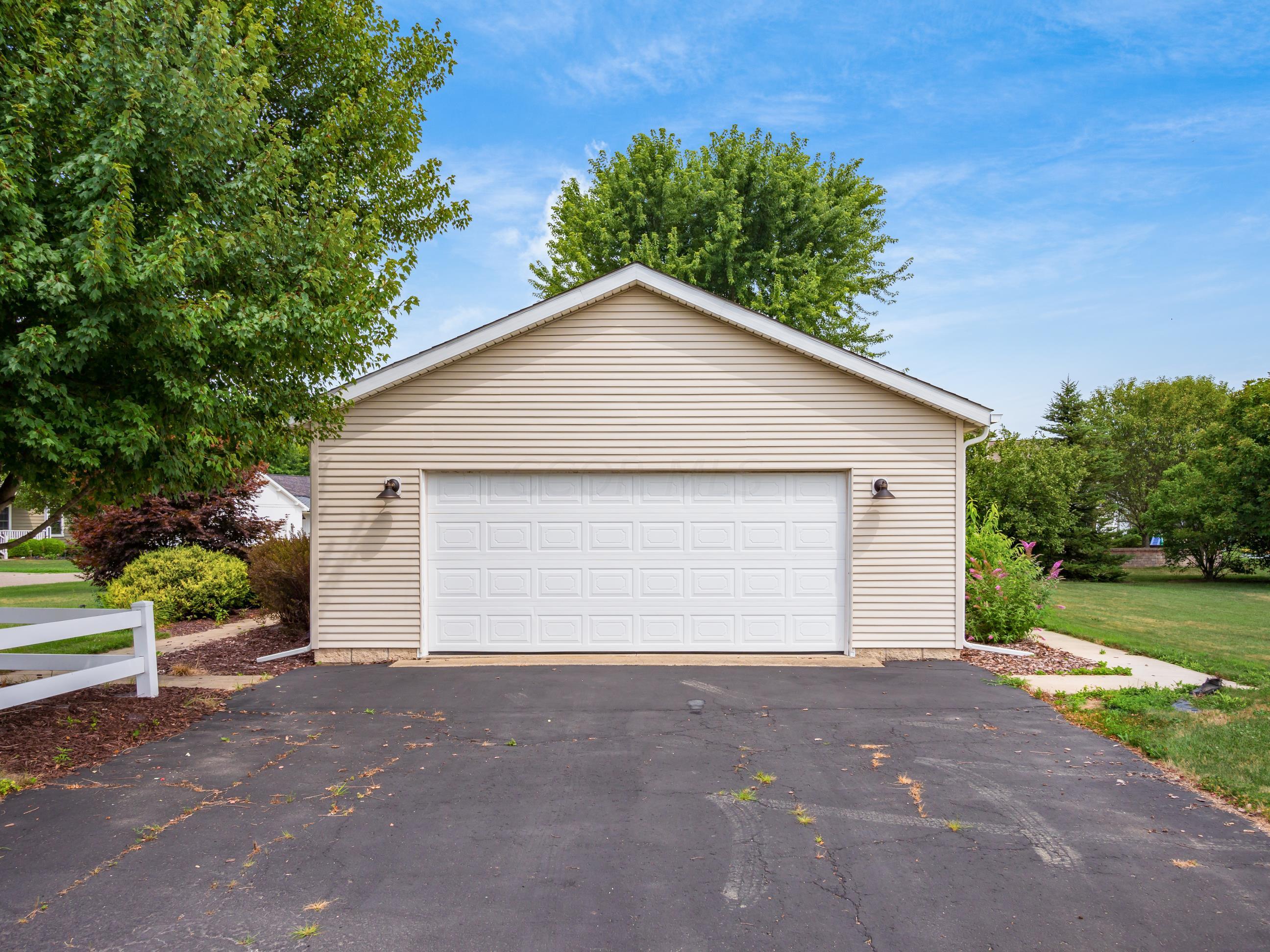 3020 Jacks Fairway, Nashport, Ohio image 24