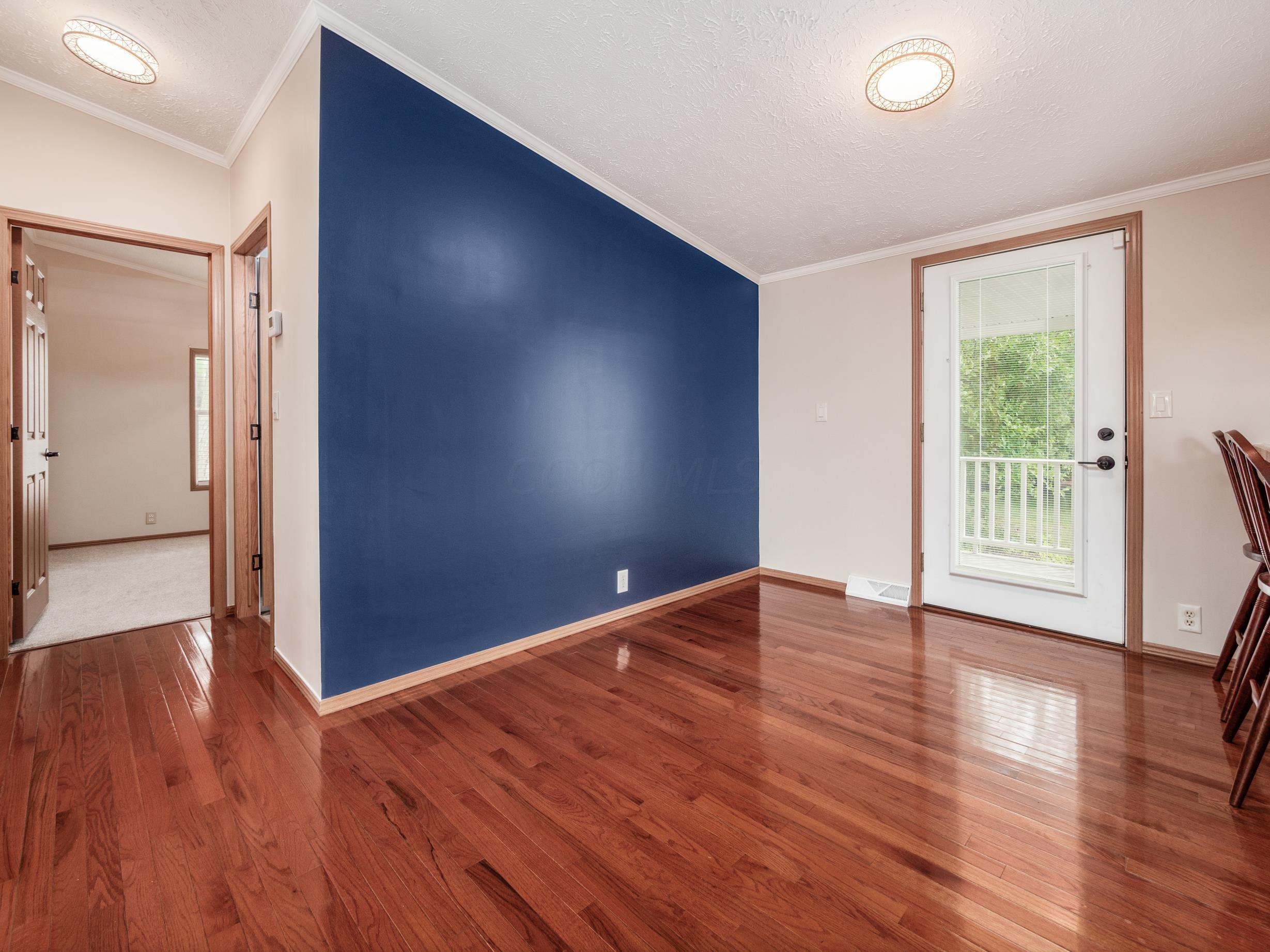 3020 Jacks Fairway, Nashport, Ohio image 13