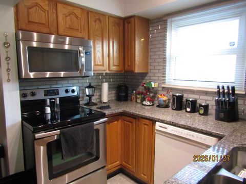 Tiny photo for 3527 Devin Road, Grove City, OH 43123 (MLS # 226005536)