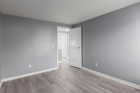 Tiny photo for 1030 Galliton Court H #H, Columbus, OH 43220 (MLS # 226002073)