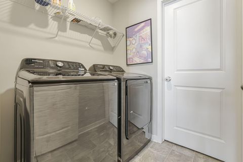 Tiny photo for 408 Jameson Lane, Newark, OH 43055 (MLS # 226003274)