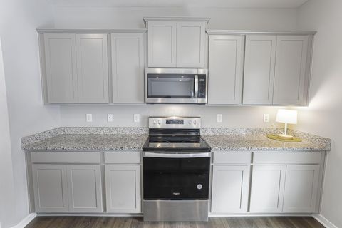 Tiny photo for 408 Jameson Lane, Newark, OH 43055 (MLS # 226003274)