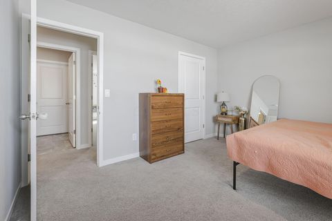 Tiny photo for 408 Jameson Lane, Newark, OH 43055 (MLS # 226003274)