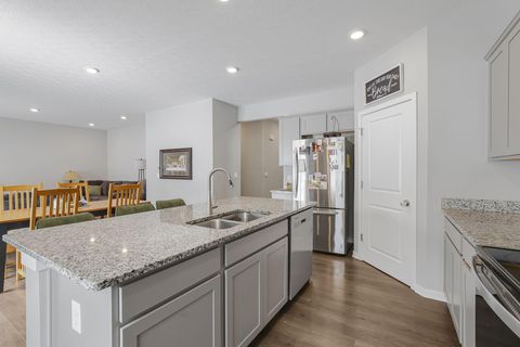 Tiny photo for 408 Jameson Lane, Newark, OH 43055 (MLS # 226003274)