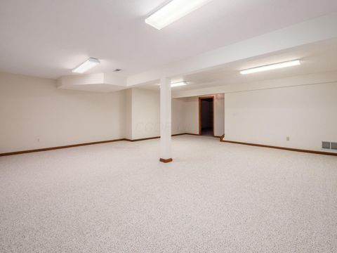 Tiny photo for 928 Linworth Village Drive, Columbus, OH 43235 (MLS # 225044577)