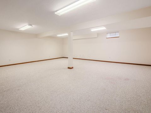 Tiny photo for 928 Linworth Village Drive, Columbus, OH 43235 (MLS # 225044577)