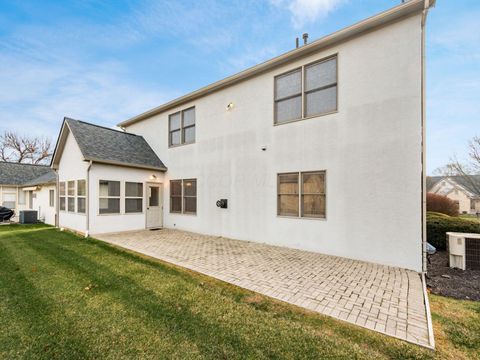 Tiny photo for 928 Linworth Village Drive, Columbus, OH 43235 (MLS # 225044577)