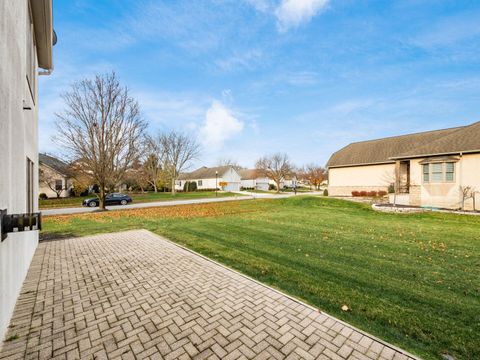 Tiny photo for 928 Linworth Village Drive, Columbus, OH 43235 (MLS # 225044577)