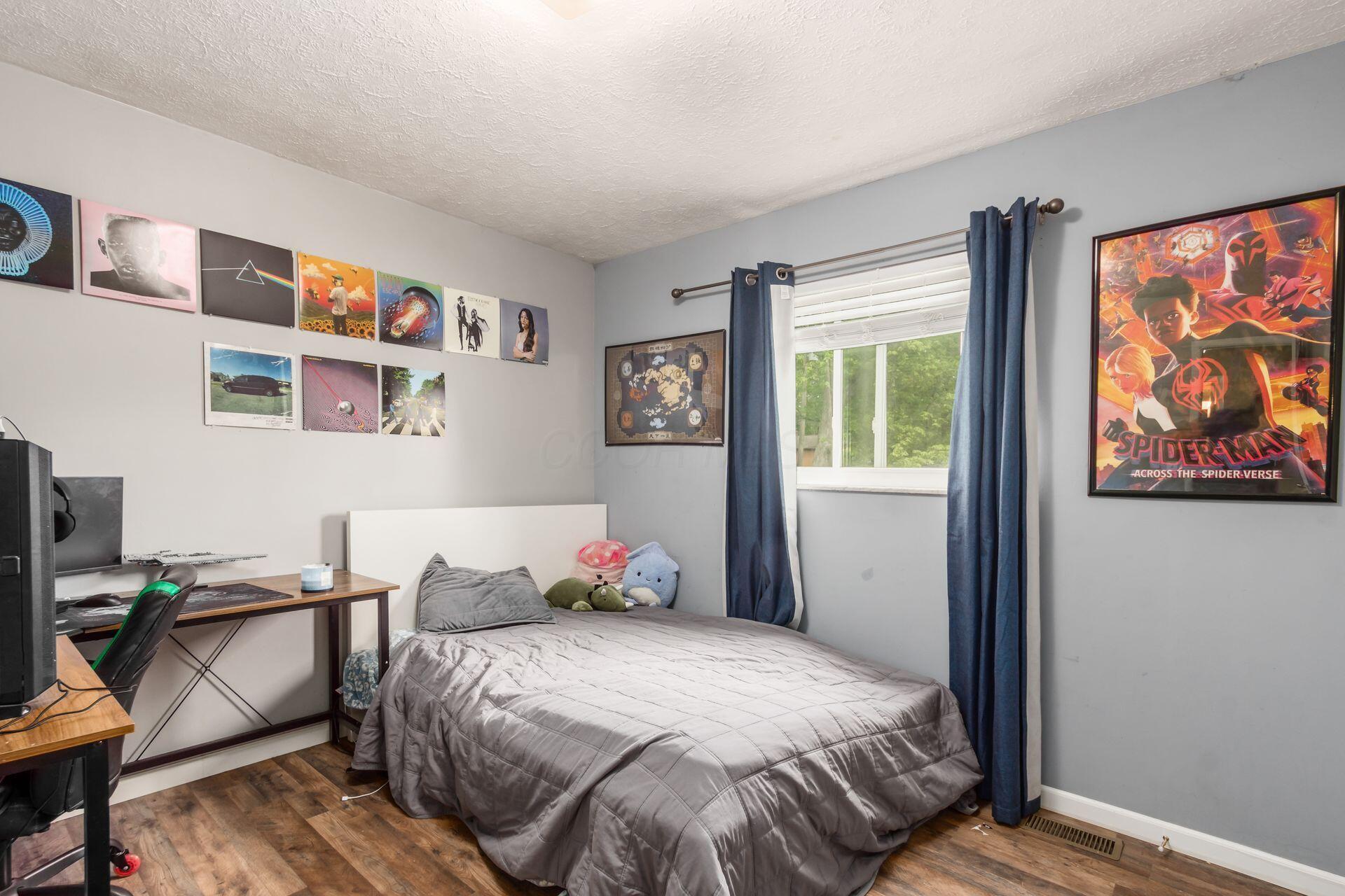 1340 W Choctaw Drive, London, Ohio image 22