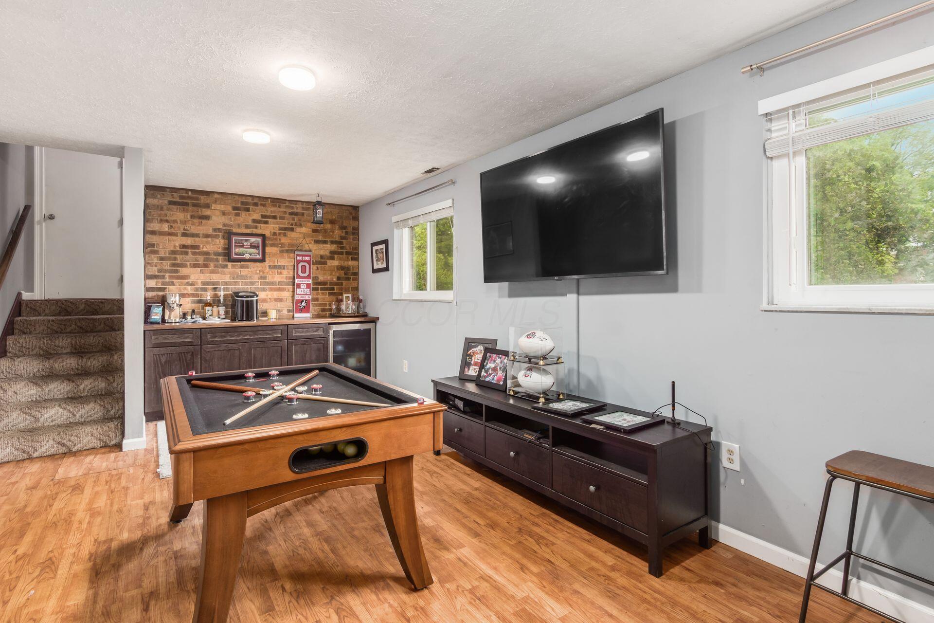 1340 W Choctaw Drive, London, Ohio image 18