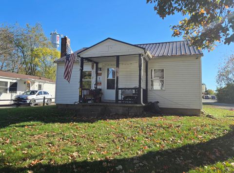 Photo of 191 Tuttle Avenue, Fredericktown, OH 43019 (MLS # 225039376)