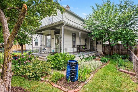 Photo of 133 E Morrill Avenue, Columbus, OH 43207 (MLS # 226018066)