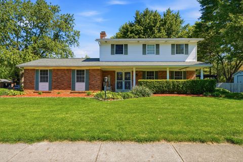 Photo of 95 Timber Ridge Drive, Pickerington, OH 43147 (MLS # 226016619)