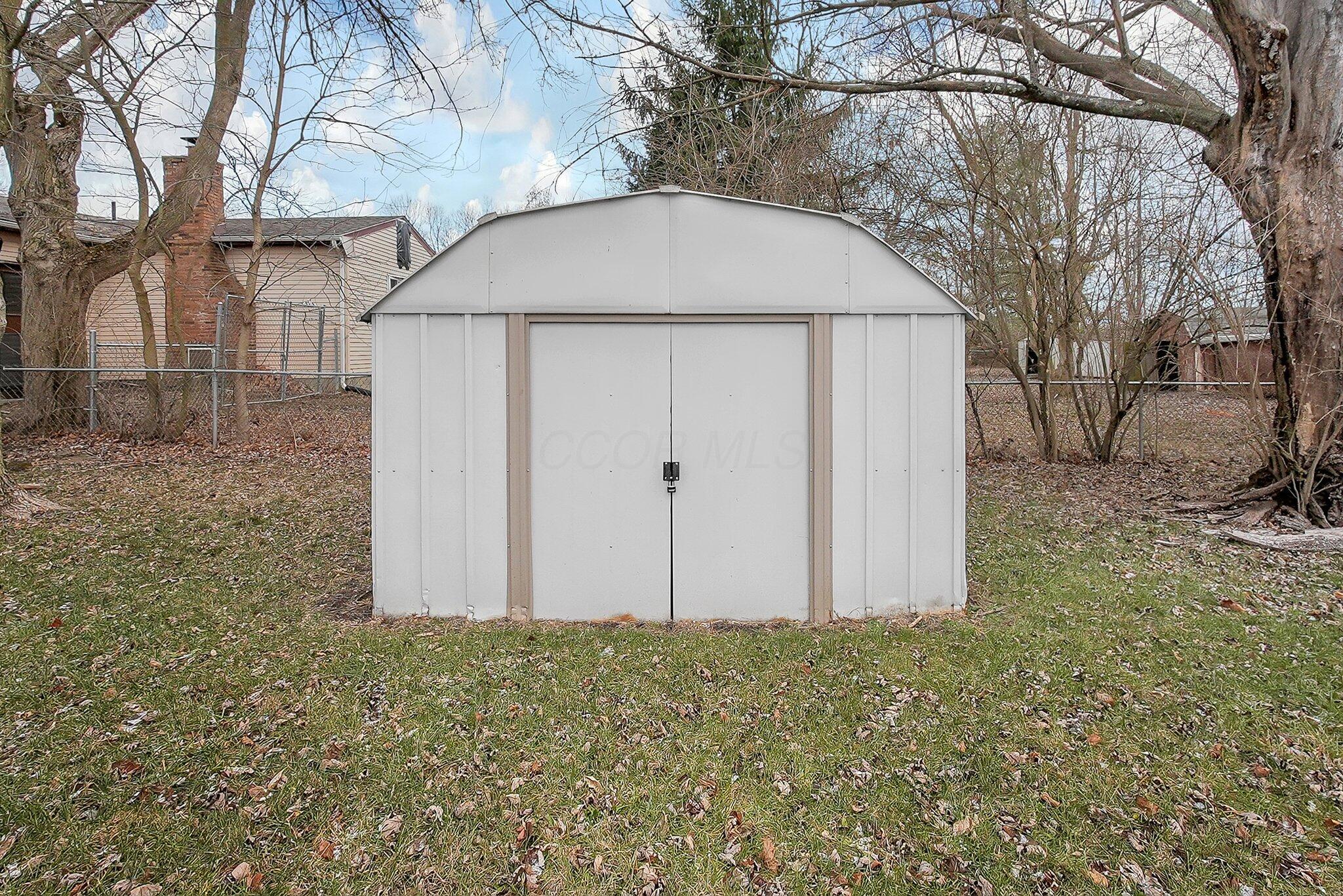6567 Hall Road, Galloway, Ohio image 16