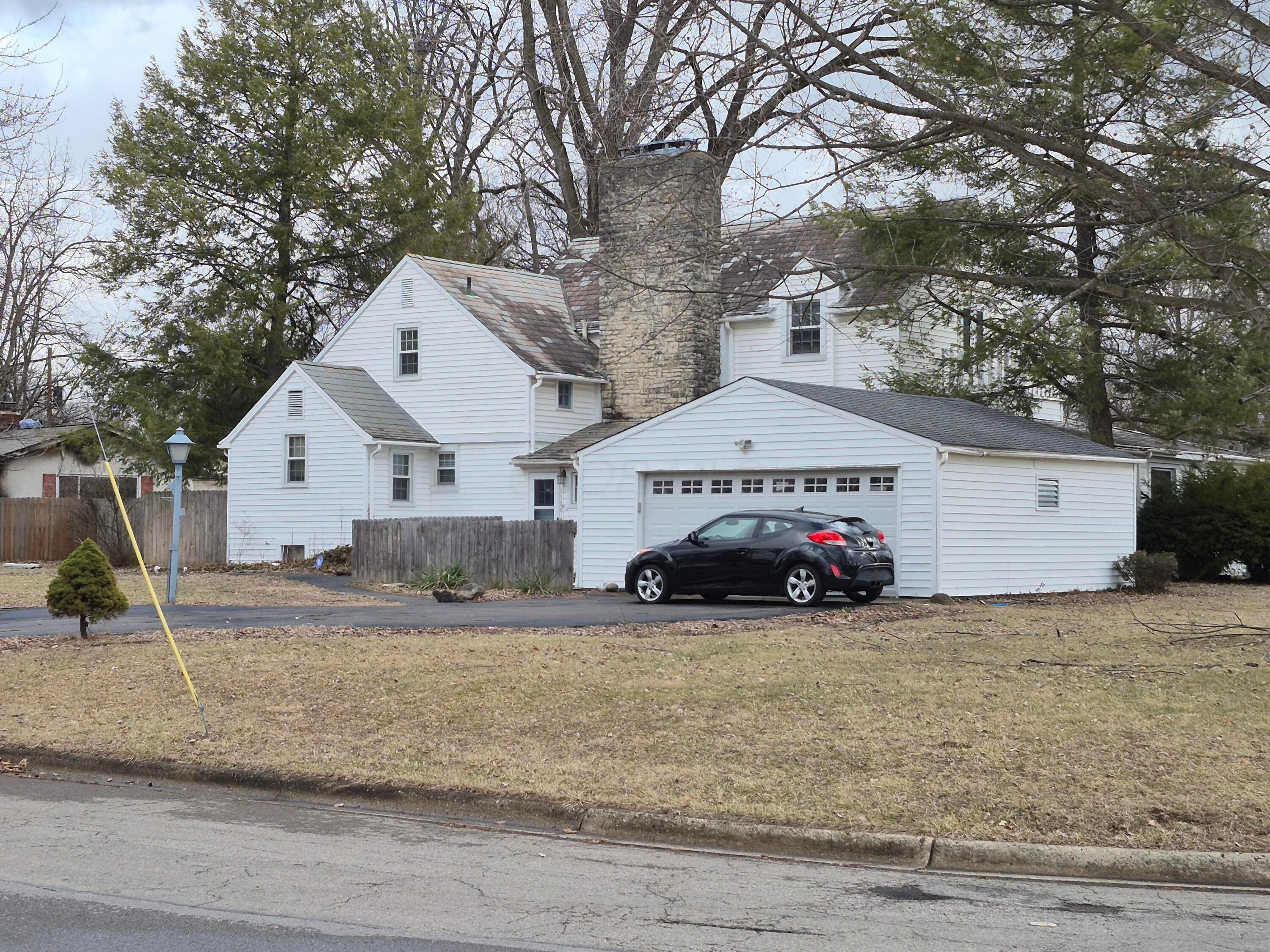 1308 Lancelot Road, Columbus, Ohio image 2