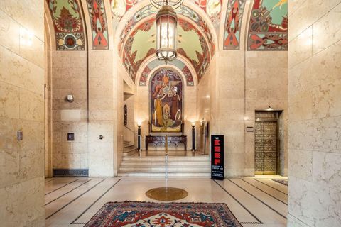 Tiny photo for 50 W Broad Street 2801 #2801, Columbus, OH 43215 (MLS # 226022095)
