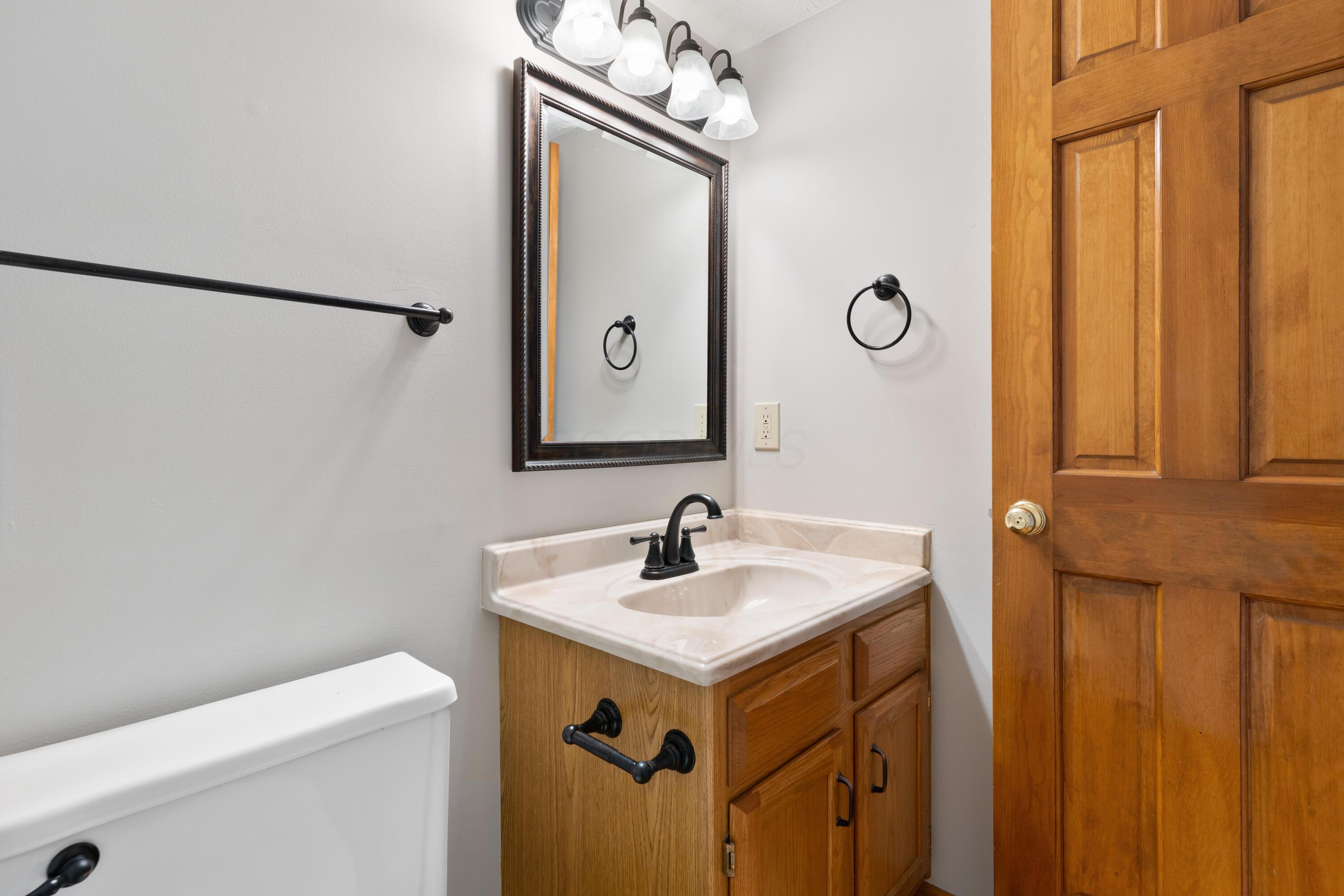 354 Aylesbury Drive, Westerville, Ohio image 25