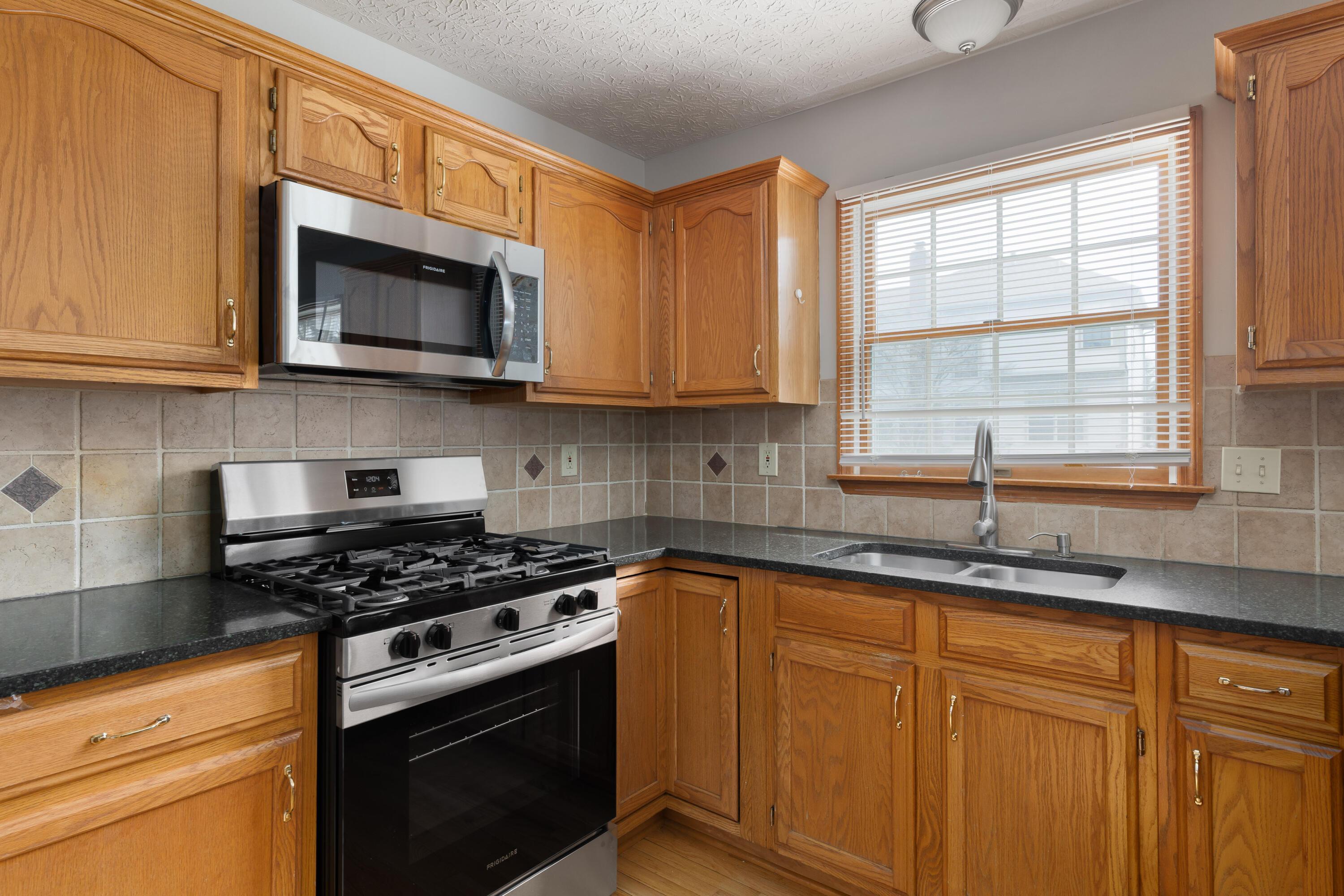 354 Aylesbury Drive, Westerville, Ohio image 14