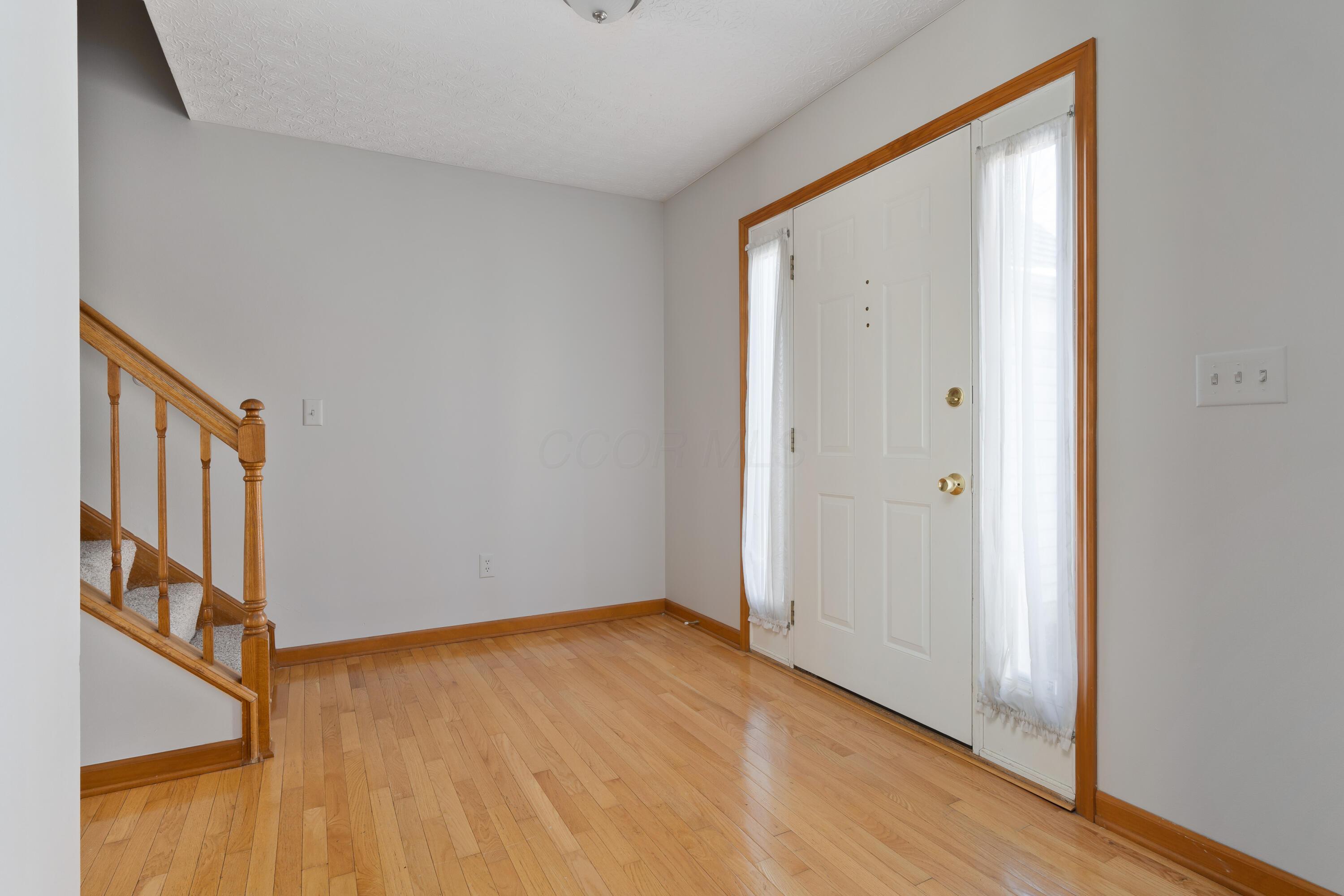 354 Aylesbury Drive, Westerville, Ohio image 7