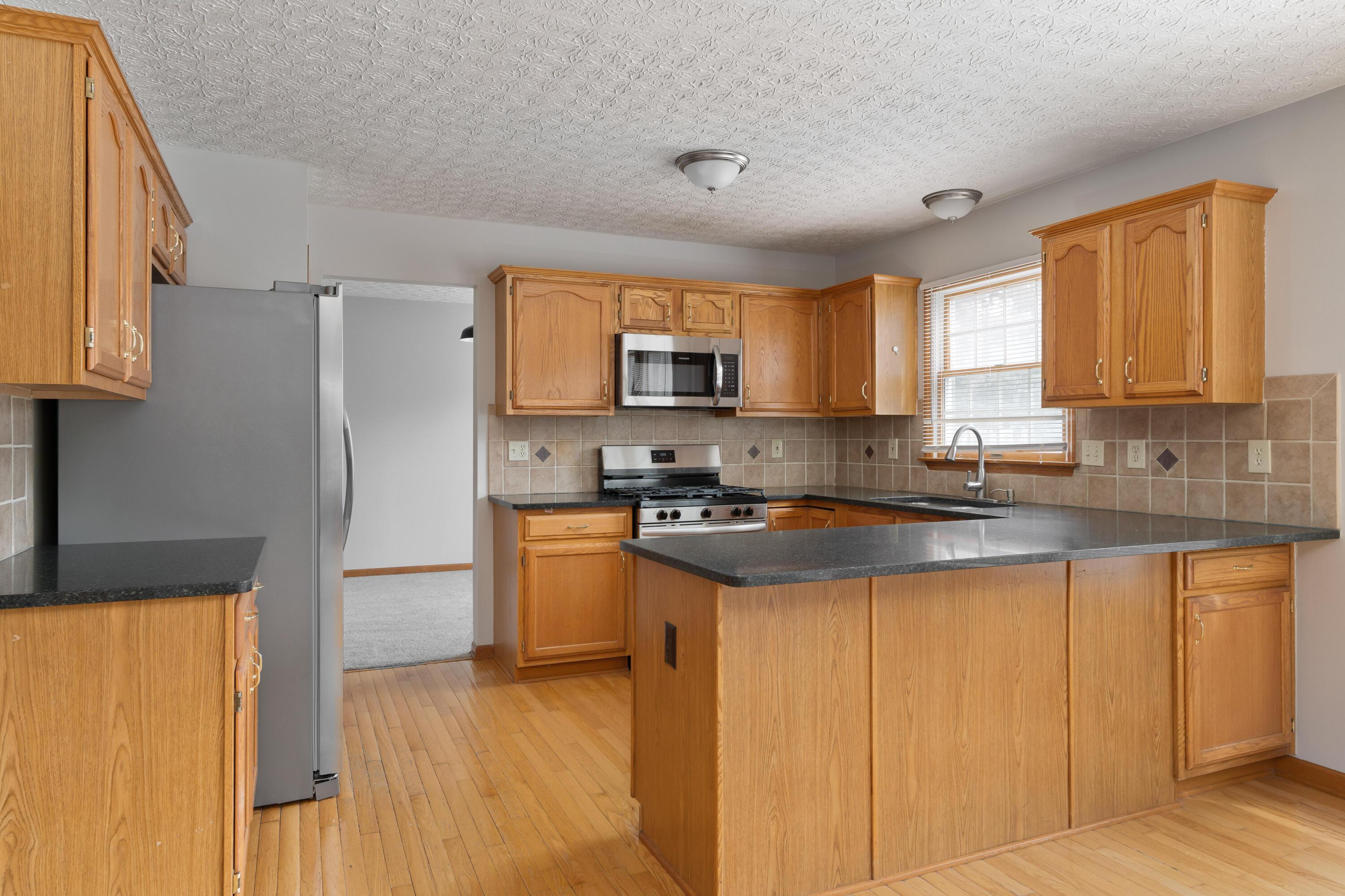 354 Aylesbury Drive, Westerville, Ohio image 13