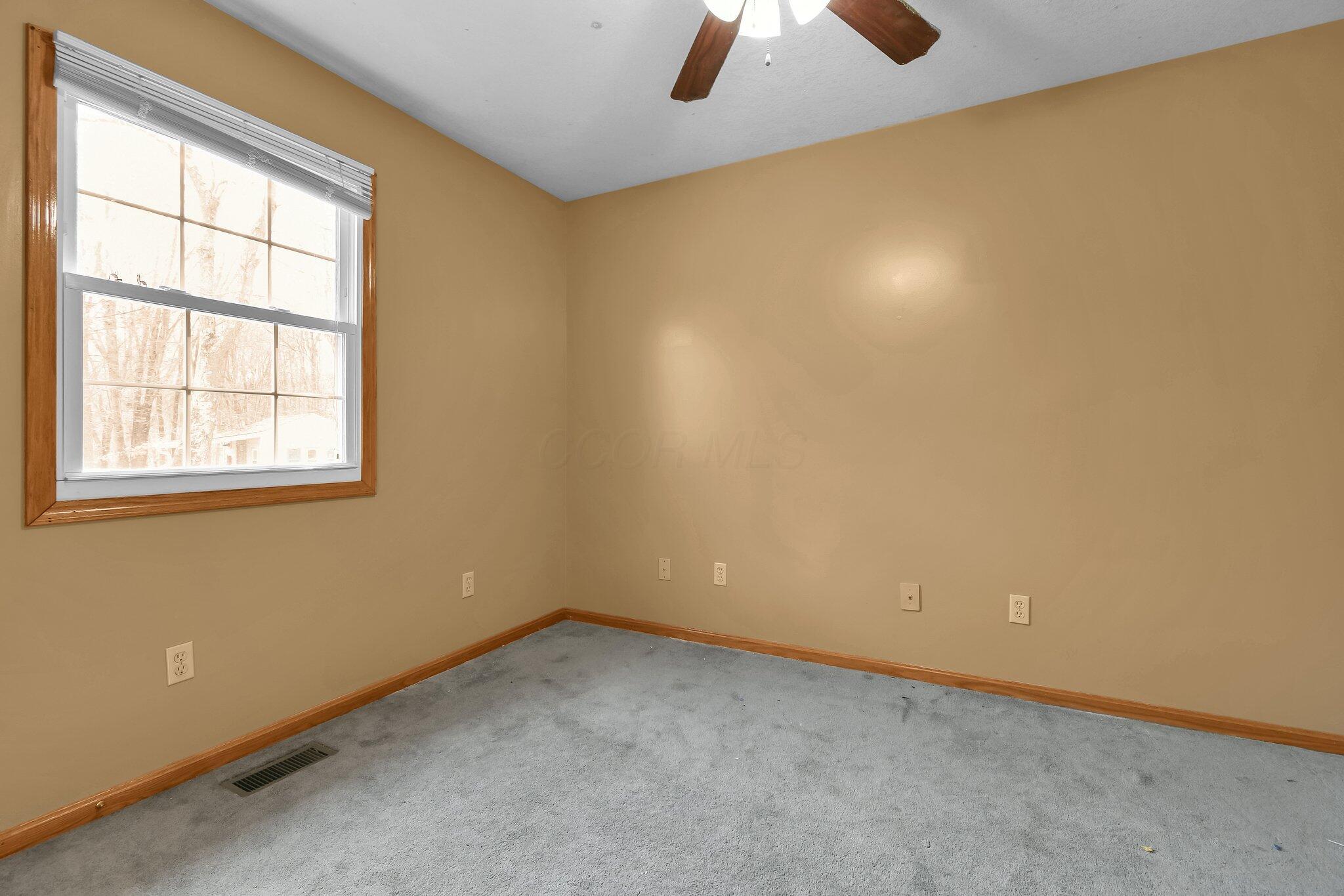 9490 Loches Road, Saint Louisville, Ohio image 41