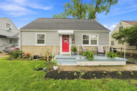 Photo of 3322 Walmar Drive, Columbus, OH 43224 (MLS # 226034348)