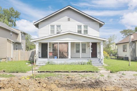 Photo of 252-254 S Wayne Avenue, Columbus, OH 43204 (MLS # 226019828)