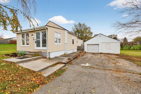 Photo of 125 Williams Road, Columbus, OH 43207 (MLS # 225043172)