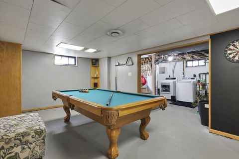 Tiny photo for 327 E Jeffrey Place, Columbus, OH 43214 (MLS # 226008149)