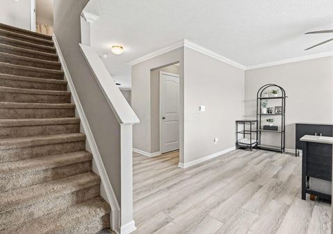 Tiny photo for 5766 Bowery Brook Way, Dublin, OH 43016 (MLS # 226012306)