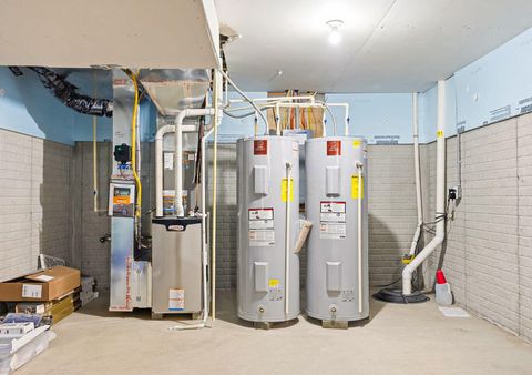 Tiny photo for 5766 Bowery Brook Way, Dublin, OH 43016 (MLS # 226012306)