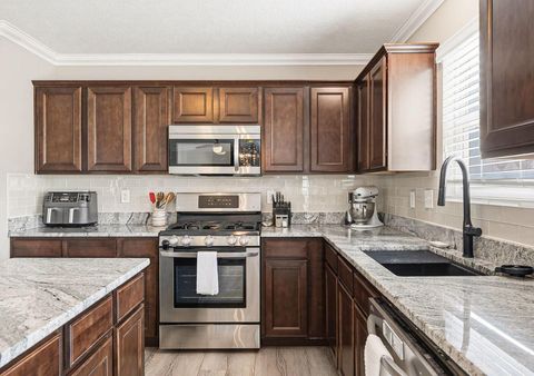 Tiny photo for 5766 Bowery Brook Way, Dublin, OH 43016 (MLS # 226012306)