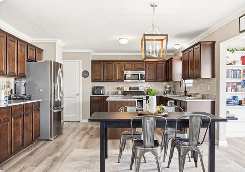 Tiny photo for 5766 Bowery Brook Way, Dublin, OH 43016 (MLS # 226012306)