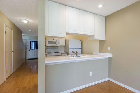 Tiny photo for 6832 Axtel Drive 23D #23D, Canal Winchester, OH 43110 (MLS # 225041773)