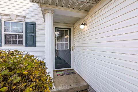 Tiny photo for 6832 Axtel Drive 23D #23D, Canal Winchester, OH 43110 (MLS # 225041773)