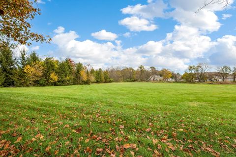 Tiny photo for 6832 Axtel Drive 23D #23D, Canal Winchester, OH 43110 (MLS # 225041773)