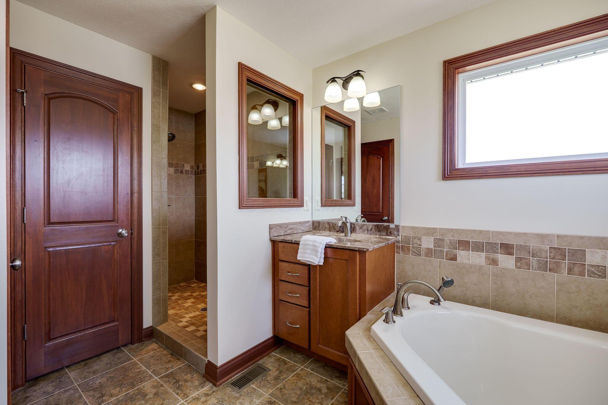 5778 Spartan Hill Lane, Waynesville, Ohio image 29
