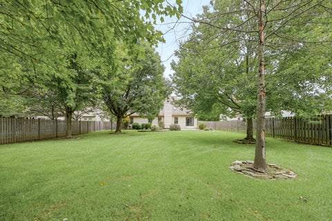 Tiny photo for 3612 Mariners Way, Lewis Center, OH 43035 (MLS # 226035844)