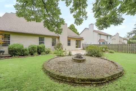 Tiny photo for 3612 Mariners Way, Lewis Center, OH 43035 (MLS # 226035844)
