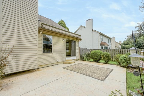 Tiny photo for 3612 Mariners Way, Lewis Center, OH 43035 (MLS # 226035844)