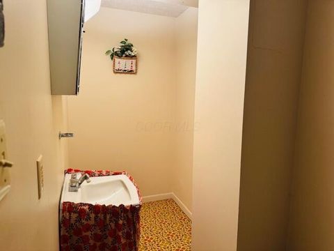 Tiny photo for 2576 Heidelberg Drive, Lancaster, OH 43130 (MLS # 226002900)