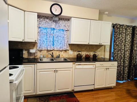 Tiny photo for 2576 Heidelberg Drive, Lancaster, OH 43130 (MLS # 226002900)