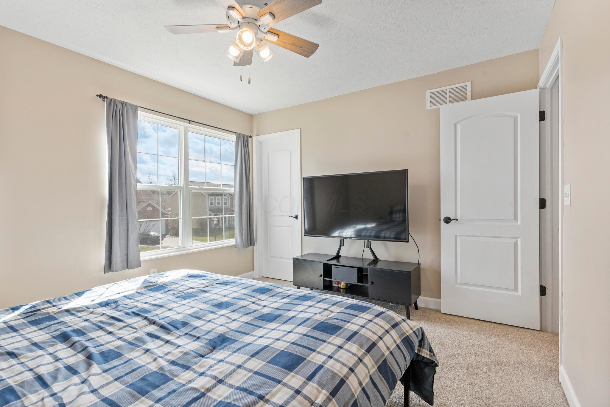 555 Buena Park Drive, Delaware, Ohio image 41