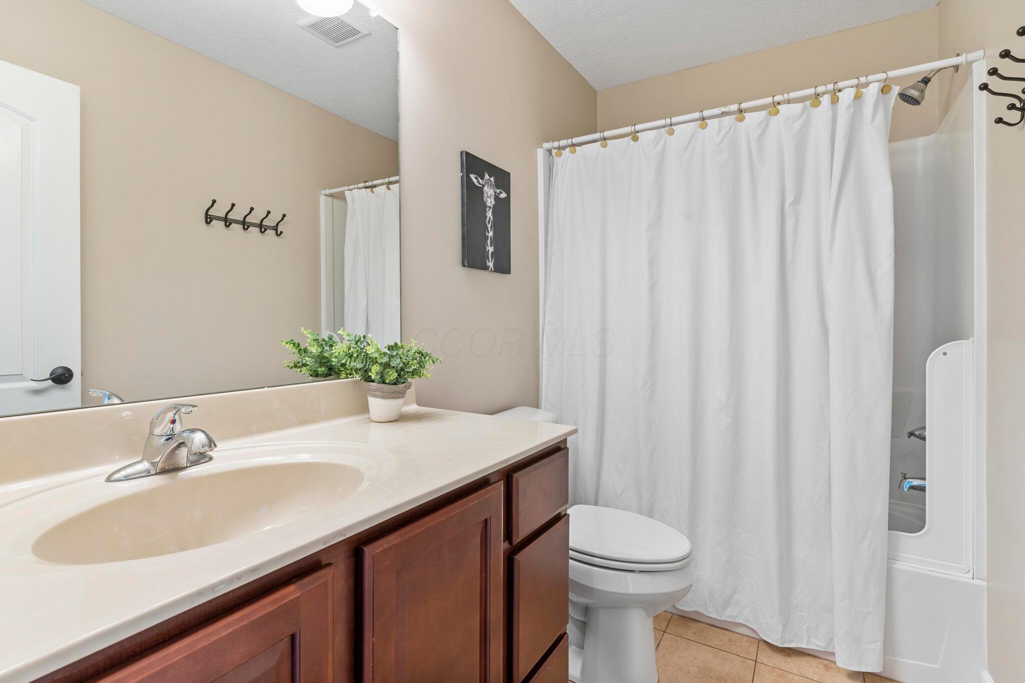 555 Buena Park Drive, Delaware, Ohio image 42
