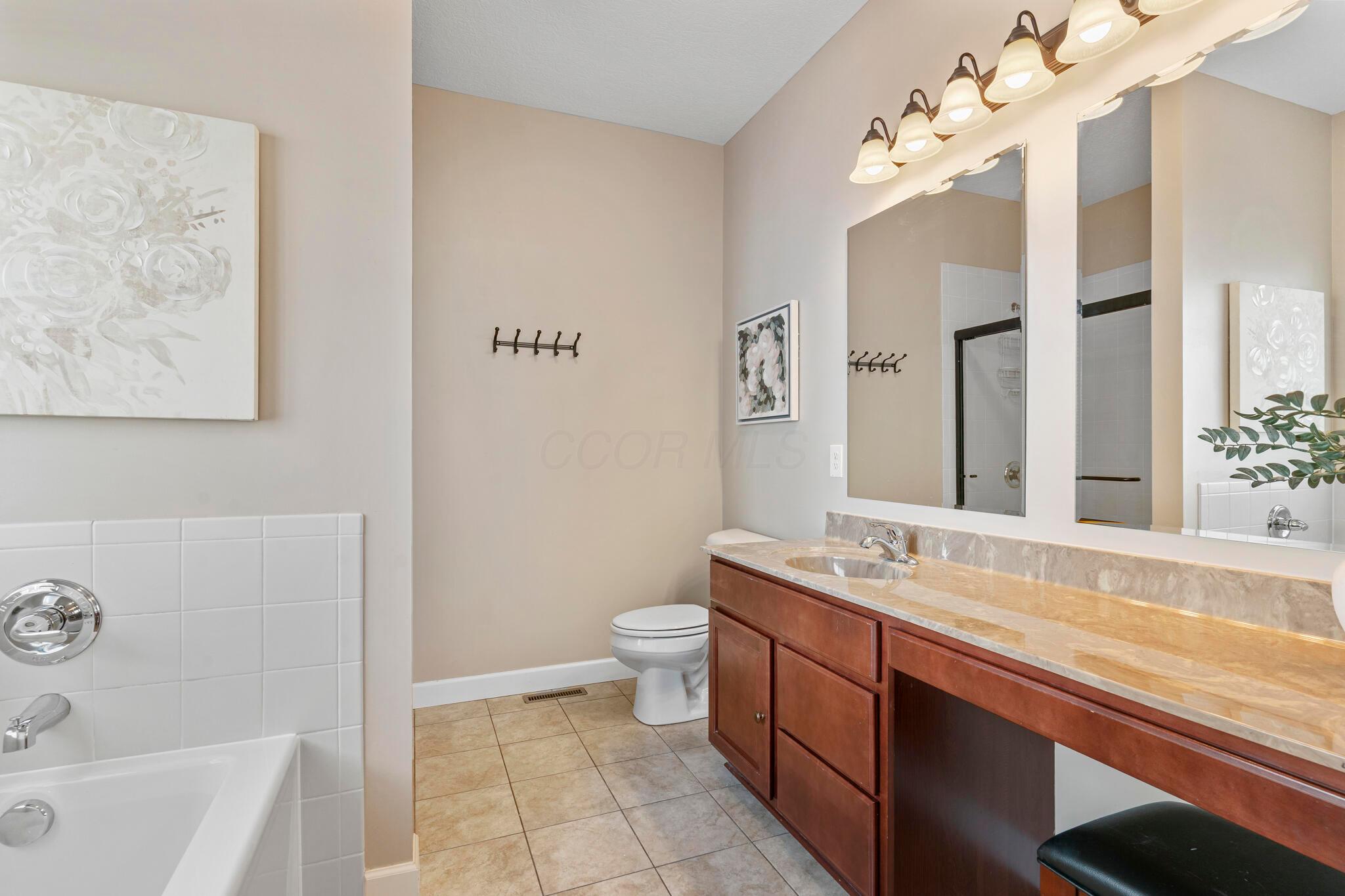 555 Buena Park Drive, Delaware, Ohio image 32