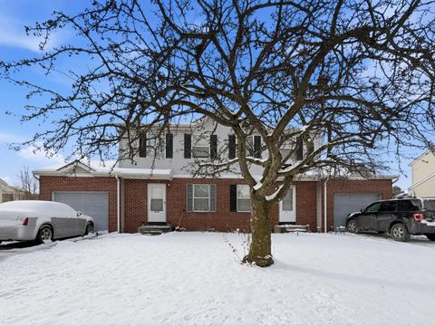 Photo of 6307-6309 Upperridge Drive, Canal Winchester, OH 43110 (MLS # 225045699)