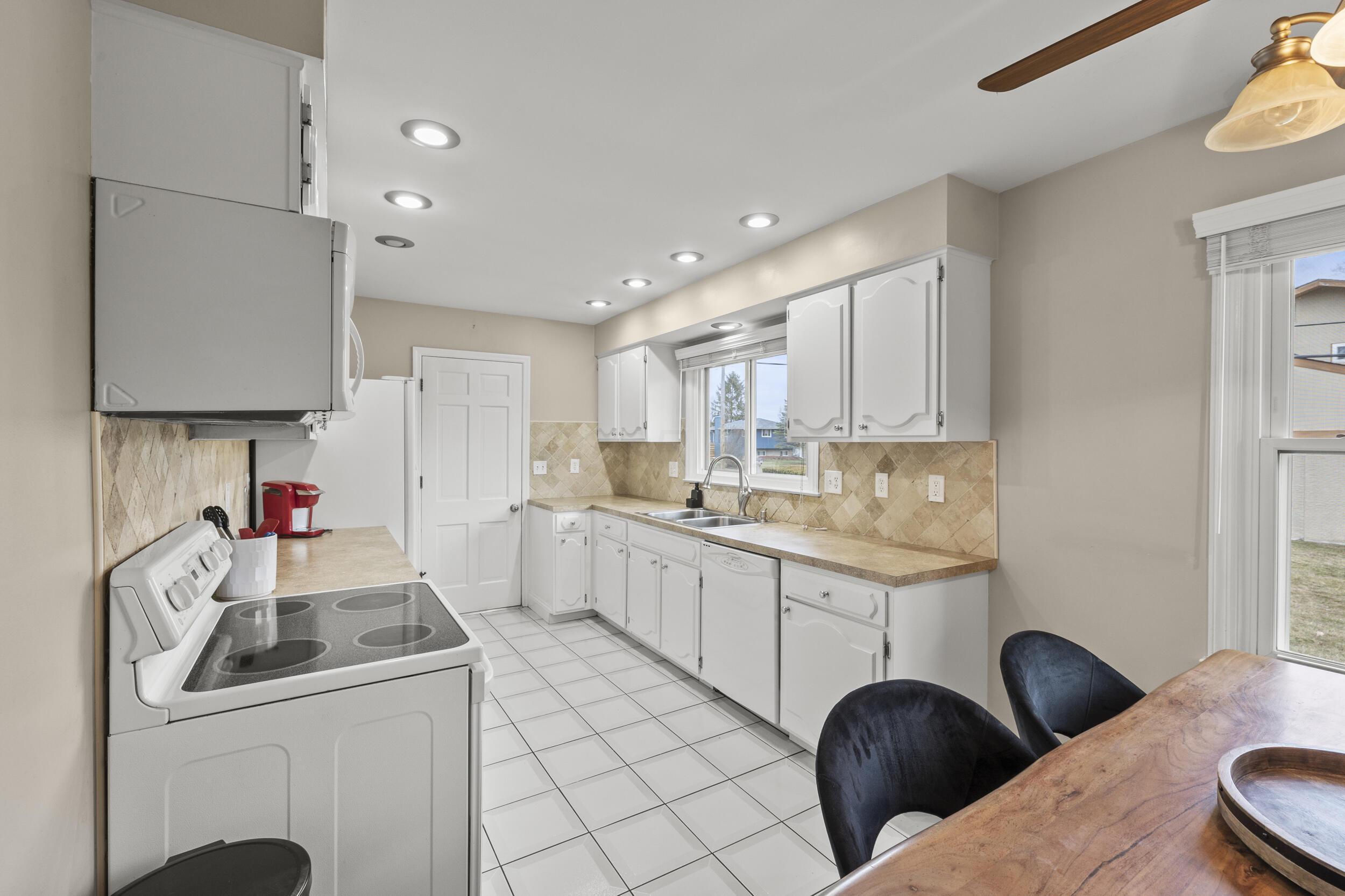 4520 Astral Drive, Hilliard, Ohio image 10